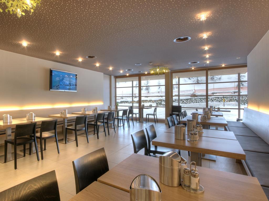 Smart-Hotel Замнаун Екстер'єр фото